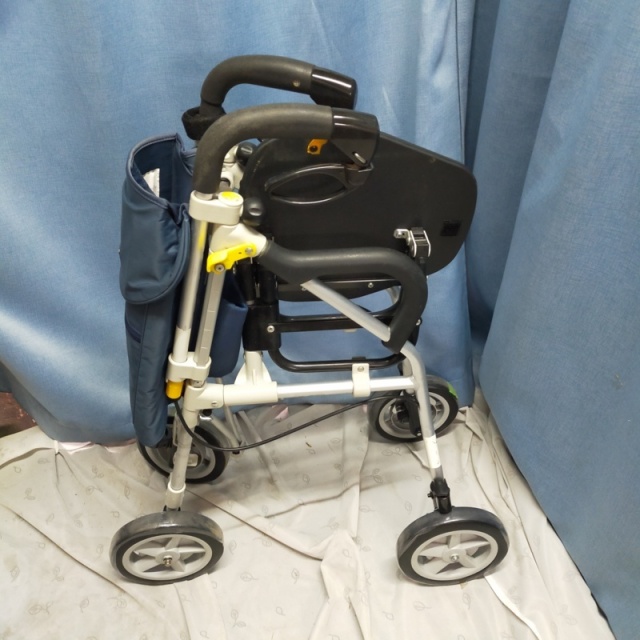 【Bランク 中古 歩行器】象印ベビー ピウプレスト75 (HK-5729)