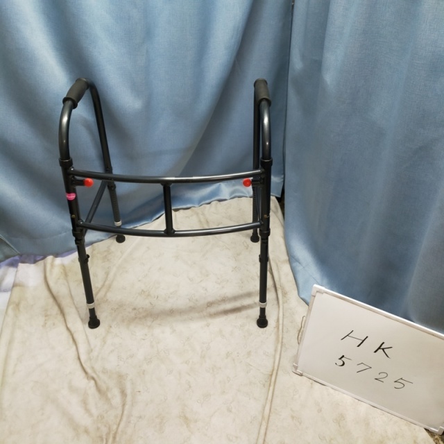 【Bランク 中古 歩行器】Meme(ミーム)  MgウォーカーM (HK-5725)