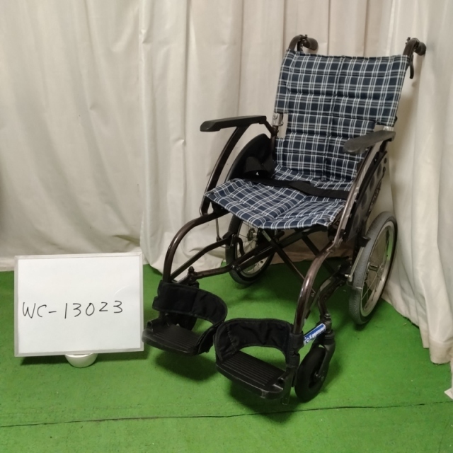 【Aランク 中古 車椅子】カワムラサイクル 介助式車椅子 ウェイビッ