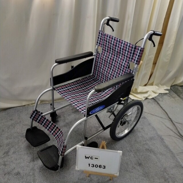 【Bランク 中古 車椅子】 日進医療器 介助式 車椅子 NEO-2 (WC-13063