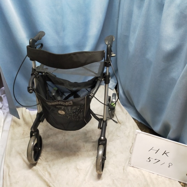 【Aランク 中古 歩行器】パラマウントベッド ハンディウォークM ワン