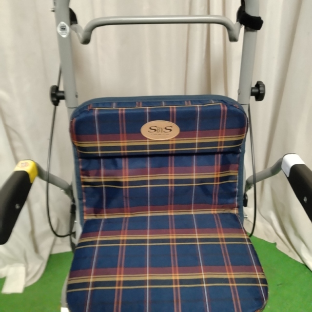 【Bランク 中古 歩行器】島製作所 シンフォニーラクーン (HK-5840)