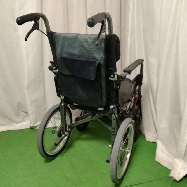 【Bランク 中古 車椅子】カワムラサイクル 介助式車椅子 モダンA-sty