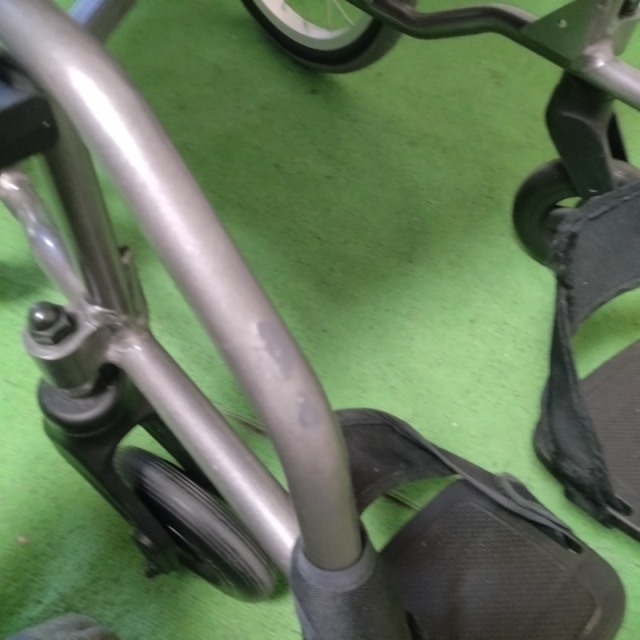 【Bランク 中古 車椅子】カワムラサイクル 介助式車椅子 モダンA-sty