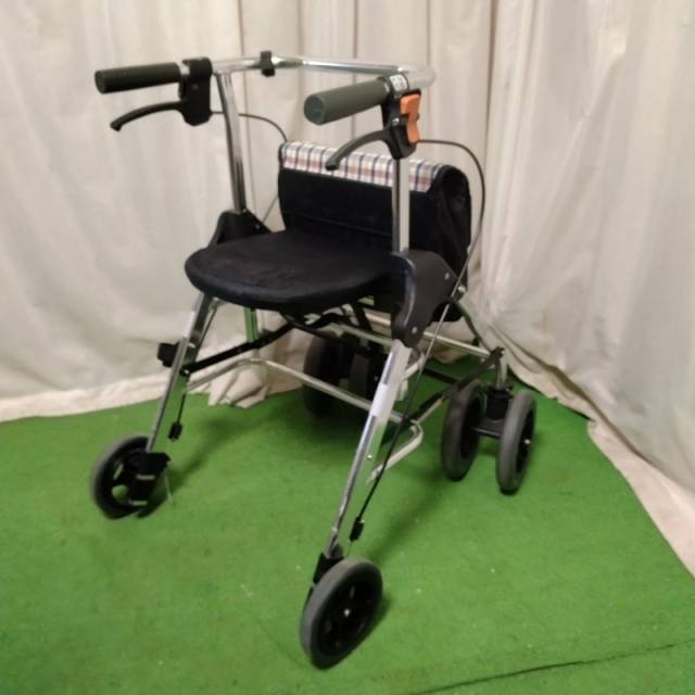 【Bランク品 中古 歩行器】幸和製作所 テイコブリトル HS05 (HK-5627