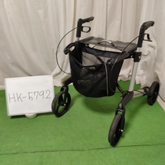 【Bランク 中古 歩行器】パラマウントベッド ハンディウオークM(KZ-C