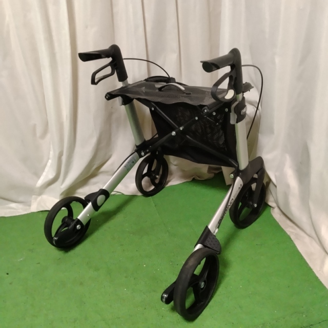 Bランク 中古 歩行器】パラマウントベッド ハンディウオークM(KZ