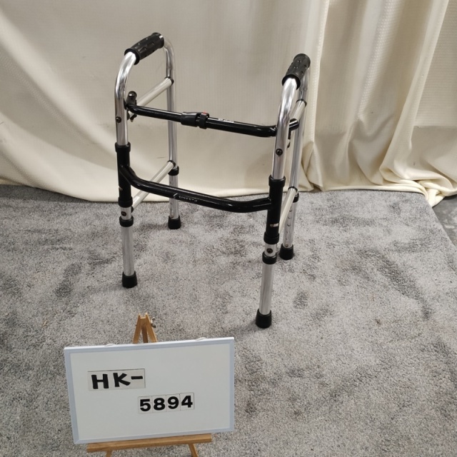 【Bランク 中古 歩行器】シンエンス ミニフレームウォーカー固定型 W