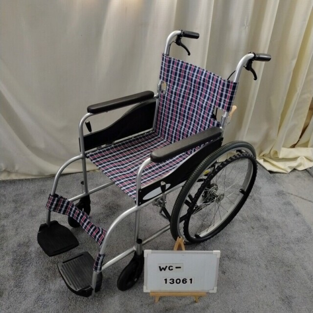 【Bランク 中古 車椅子】日進医療器 自走式車椅子 NEO-1  (WC-13061)