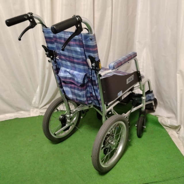 【Bランク 中古 車椅子】ミキ 介助式車椅子 Skit（スキット） SKT-1