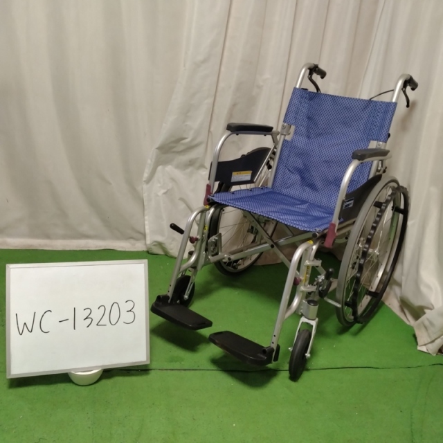 【Bランク 中古 車椅子】カワムラサイクル 自走式車椅子 ふわりすプ