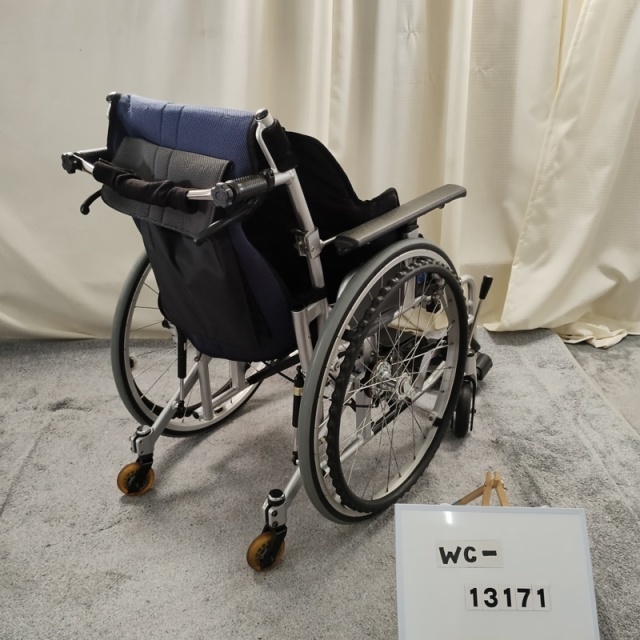 【Aランク 中古 車椅子】日進医療器 自走式車椅子 座王 NA-506W (WC-