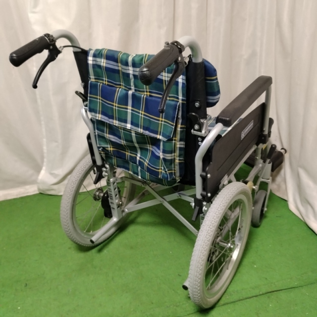 【Bランク 中古 車椅子】カワムラサイクル 介助式車椅子 KA816-40B-L