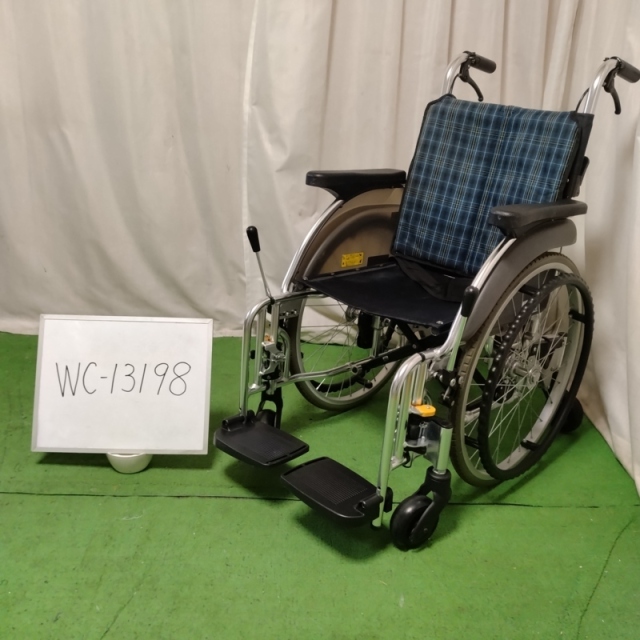 【Bランク 中古 車椅子】ミキ 自走式車椅子 SKT-5(WC-13198)