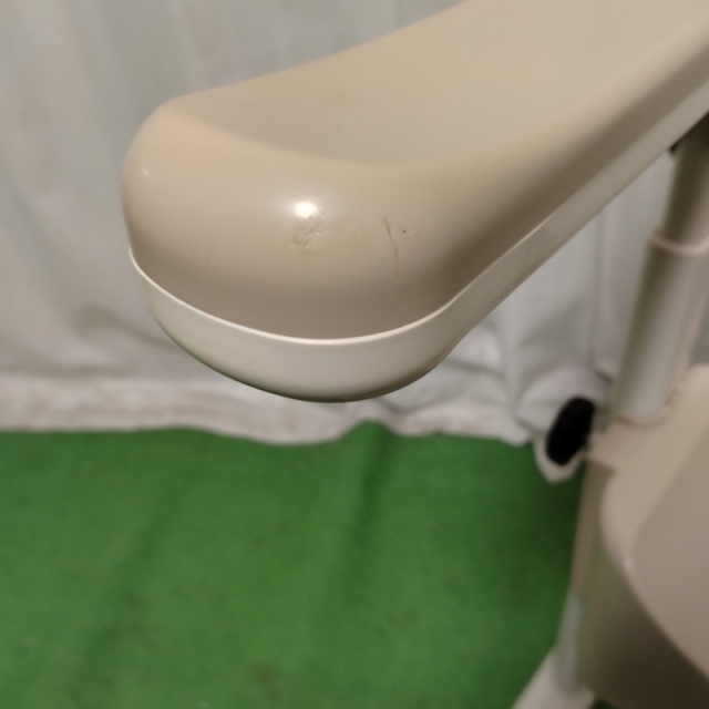 【Bランク 中古 手すり】アロン化成 洋式トイレ用フレーム S-はねあ