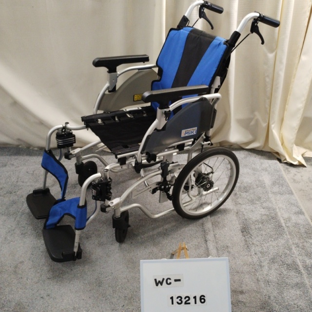エコノミー車いす 介助用車椅子【中古品】 Bランク 中古 車椅子】ミキ 介助式 車椅子 イージーフィット MEF-16
