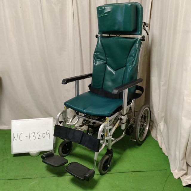 【中古 リクライニング車椅子 Bランク】カワムラサイクル リクライニ