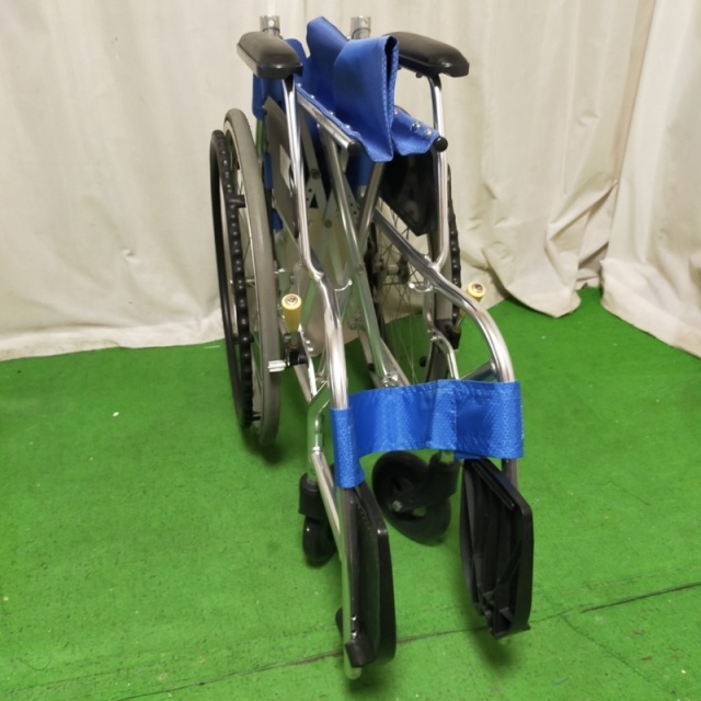 Bランク 中古 車椅子】日進医療器 自走式車椅子 NA-L8α Aパッケージ
