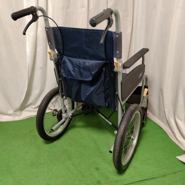 Bランク 中古 車椅子】 日進医療器 介助式 車椅子 NEO-2α (WC-13218)
