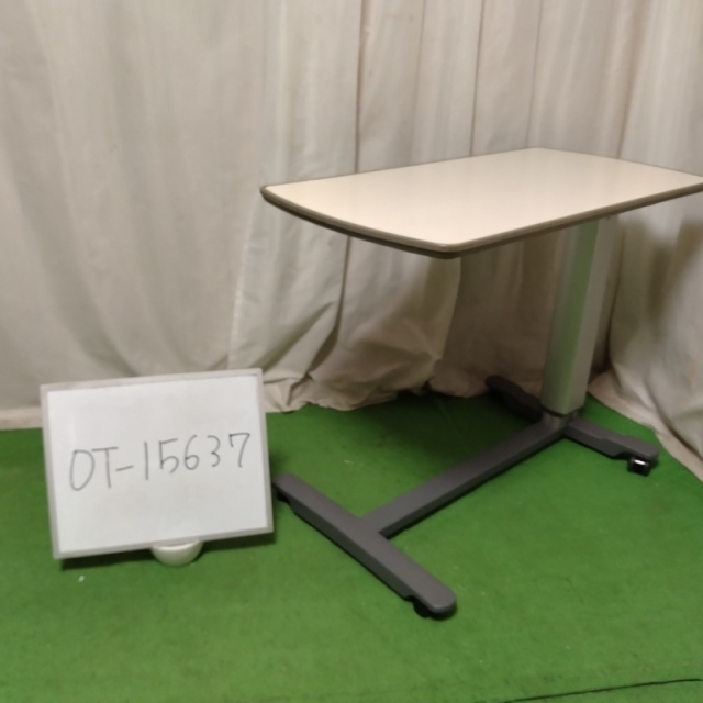 サイドテーブル パラマウントベッド　KF-192② Bランク 中古 介護テーブル】パラマウントベッド サイドテーブル KF