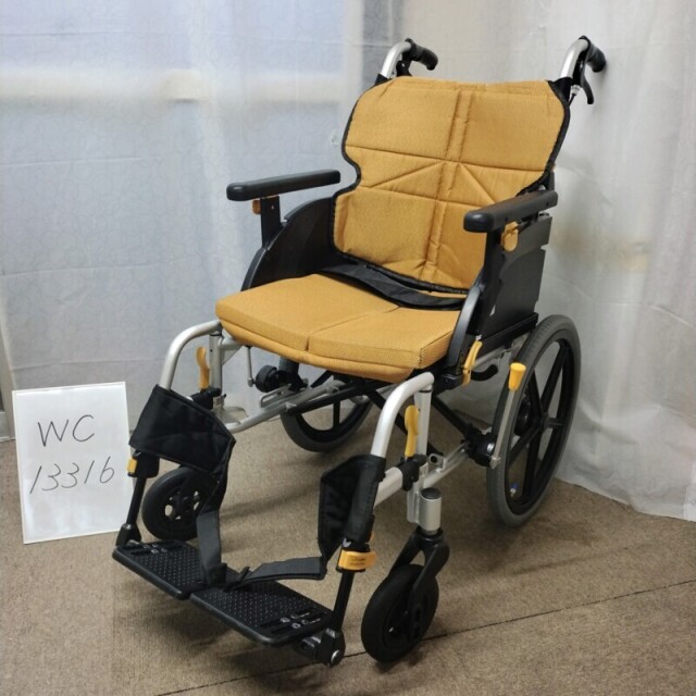 【アトランティス2000】 コンパクト車椅子 Bランク 中古 車椅子】松永製作所 介助式車椅子 ネクストコア