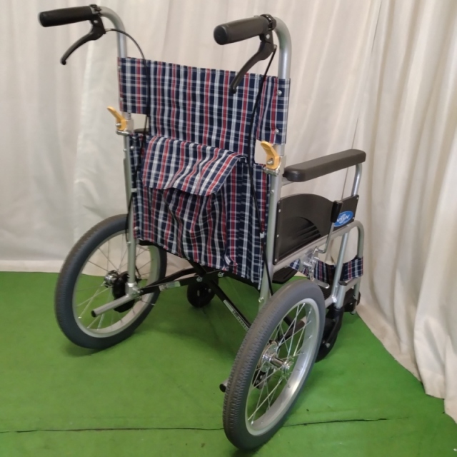 Bランク 中古 車椅子】 日進医療器 介助式 車椅子 NEO-2 (WC-13302)