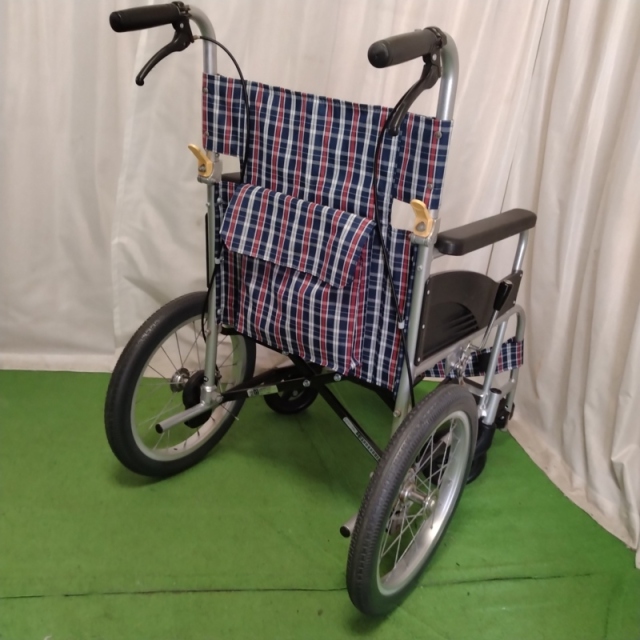 Bランク 中古 車椅子】 日進医療器 介助式 車椅子 NEO-2 (WC-13260)