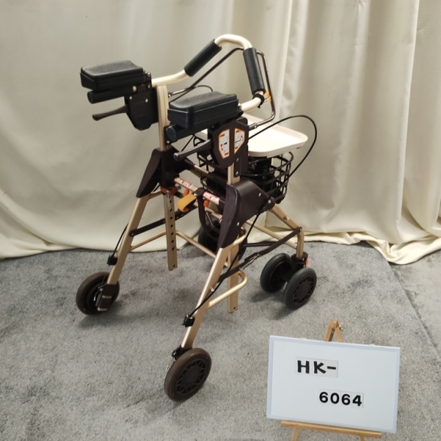 【Bランク 中古 歩行器】幸和製作所 テイコブリトルホームF WAW18 (H