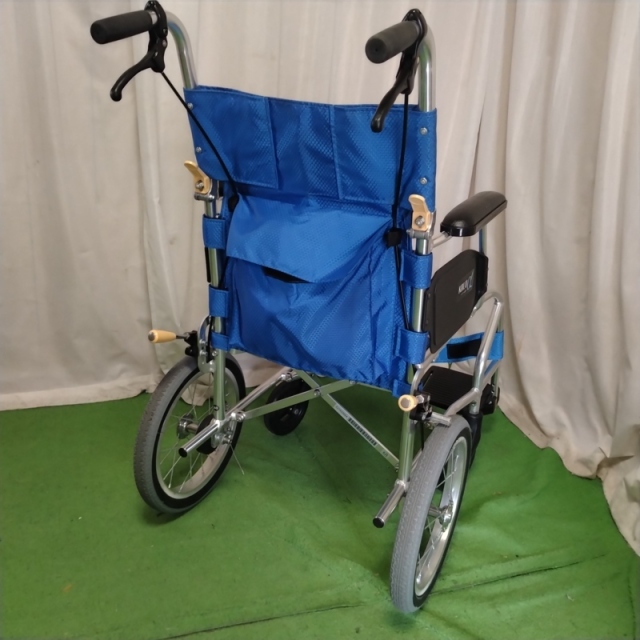 Bランク 中古 車椅子】日進医療器 介助式車椅子 NAH-L7α Aパッケージ