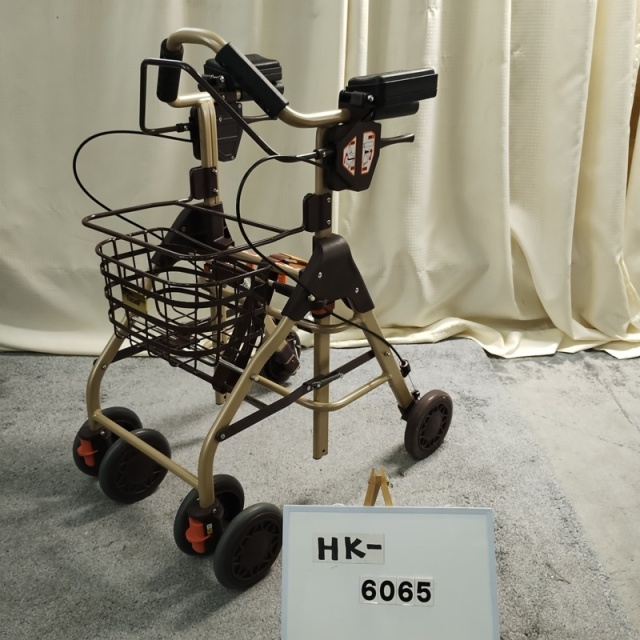 【Bランク 中古 歩行器】幸和製作所 テイコブリトルホームF WAW18 (H