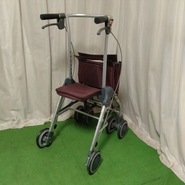 【Bランク 中古 歩行器】幸和製作所 テイコブリトルスリム WAW04 (HK