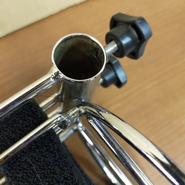 【Bランク 中古 車いす部品 】ミキ ウィング用ボンベ架 MS-0014 (OT-