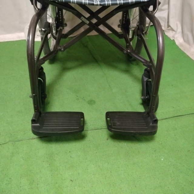 【Bランク 中古 車椅子】カワムラサイクル 介助式車椅子 ウェイビッ