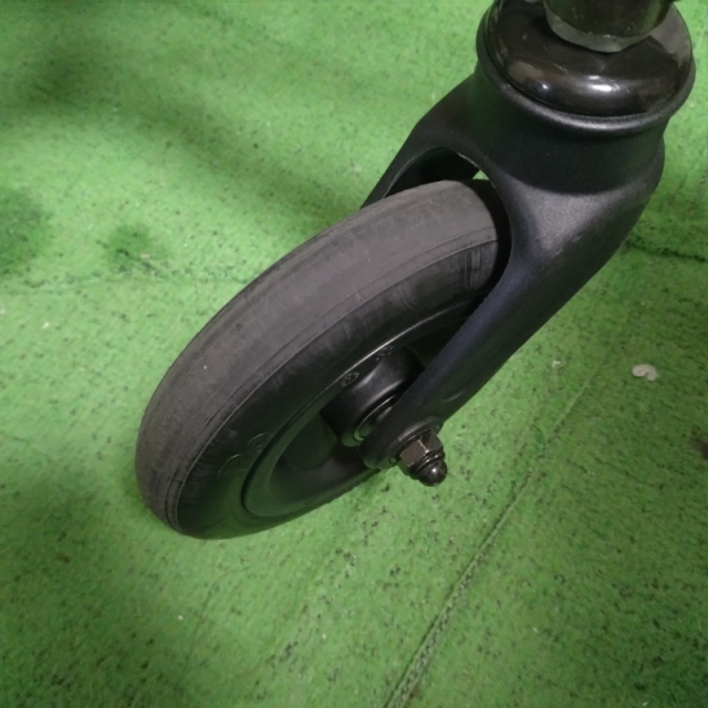 【Bランク 中古 車椅子】カワムラサイクル 介助式車椅子 ウェイビッ