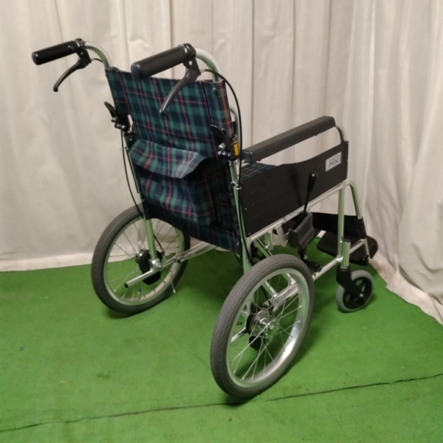 【Bランク 中古 車椅子】 ミキ 介助式 車椅子 エムワン MPC-46JD (WC