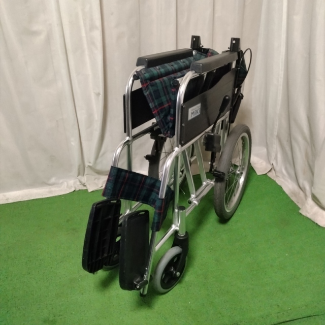 【Bランク 中古 車椅子】 ミキ 介助式 車椅子 エムワン MPC-46JD (WC