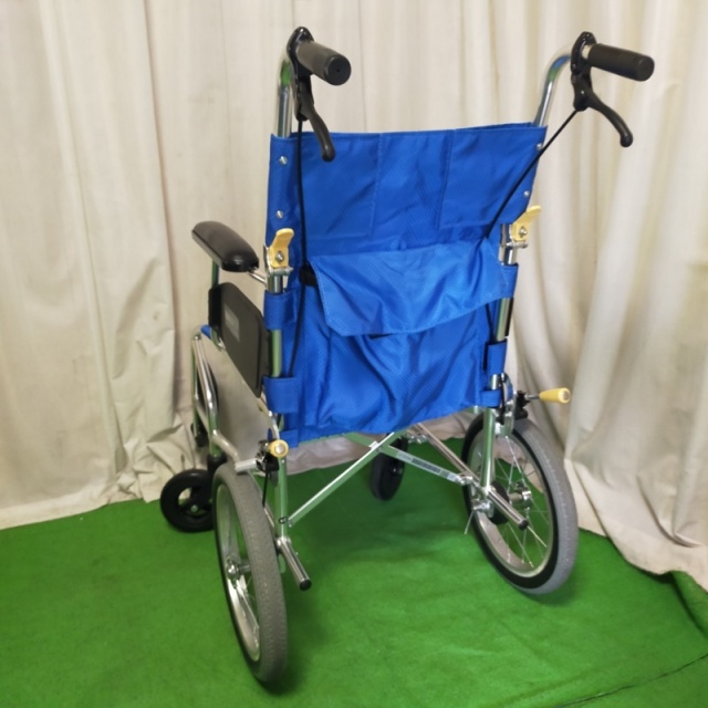 【Bランク 中古 車椅子】日進医療器 介助式車椅子 NAH-L7α Aパッケ