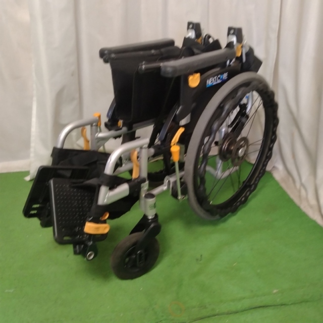 【Bランク 中古 車椅子】松永製作所 自走式車椅子 ネクストコア ミニ
