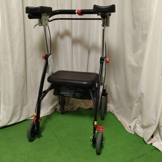 【Bランク 中古 歩行器】ユーバ産業 アームフィット AR-458E (HK-622
