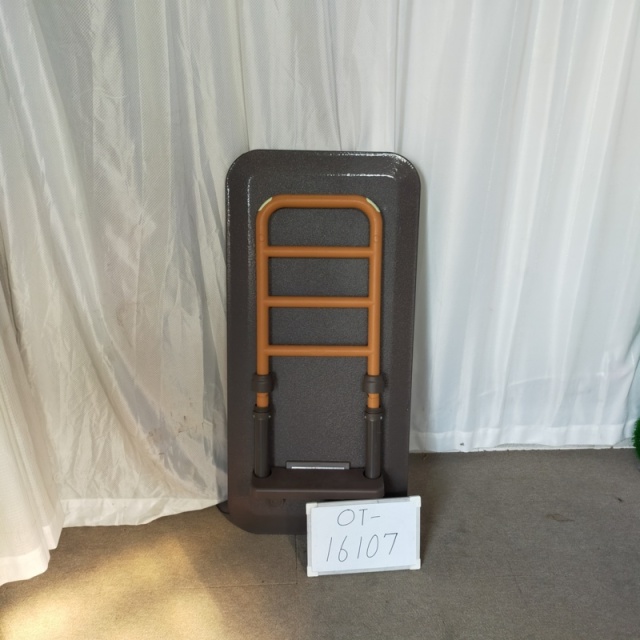 中古福祉用具・介護用品の総合市場 「再生用具マルシェ」