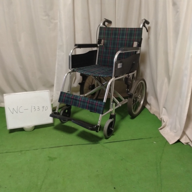 【Aランク 中古 車椅子】 ミキ 介助式 車椅子 エムワン MPC-46JD (WC