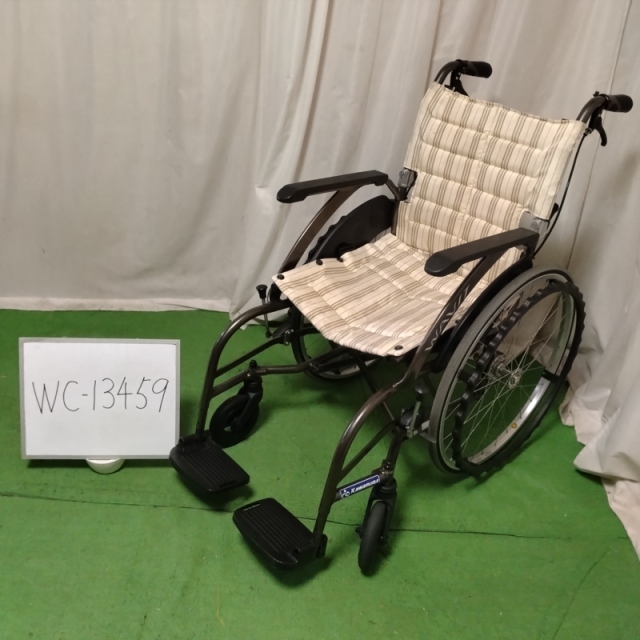 【Bランク 中古 車椅子】カワムラサイクル 自走式車椅子 ウェイビッ