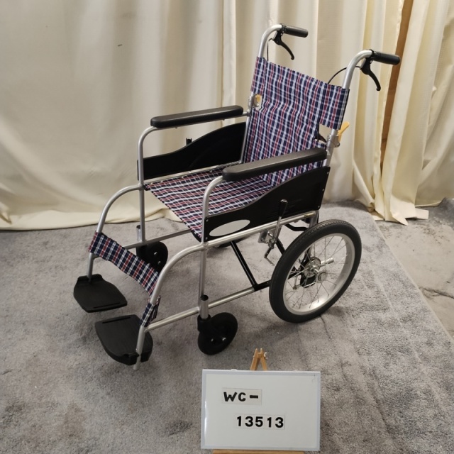 【Aランク 中古 車椅子】 日進医療器 介助式 車椅子 NEO-2 (WC-13513
