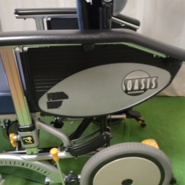 【Bランク 中古 リクライニング車椅子】松永製作所 オアシス OS-12TR