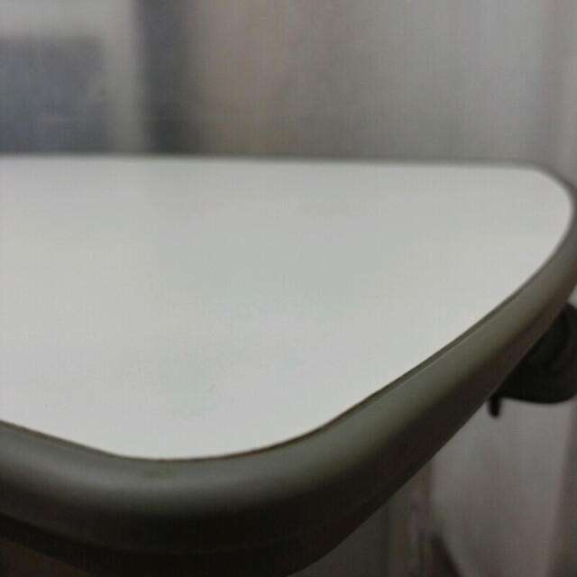 【Bランク 中古 昇降式介護テーブル】パラマウントベッド サイドテー