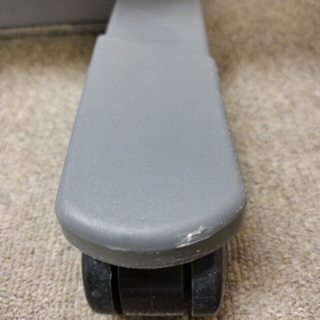 【Bランク 中古 昇降式介護テーブル】パラマウントベッド サイドテー