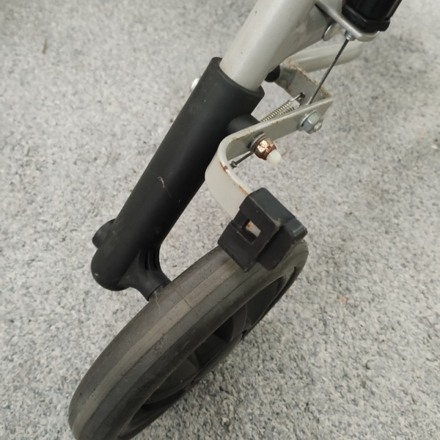 【Bランク 中古 歩行器】島製作所 シンフォニーバスケット (HK-6279)