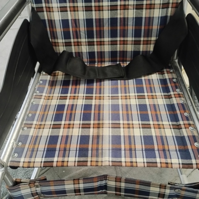 【Bランク 中古 車椅子】松永製作所 介助式車椅子 AR-380(46幅) (WC-