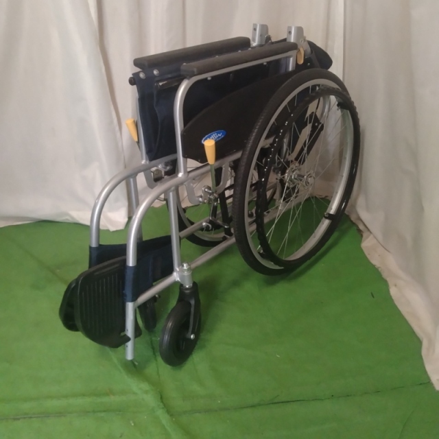 【Bランク 中古 車椅子】日進医療器 自走式車椅子 NEO-1 α (WC-1354