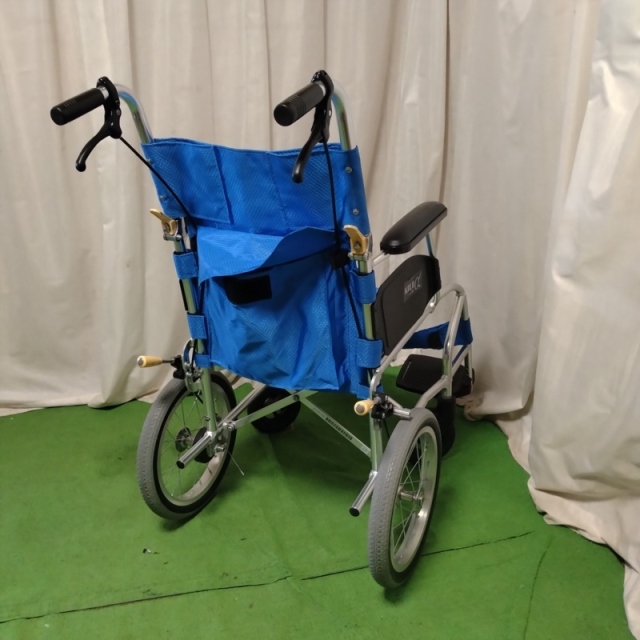 【Bランク 中古 車椅子】日進医療器 介助式車椅子 NAH-L7α Aパッケ